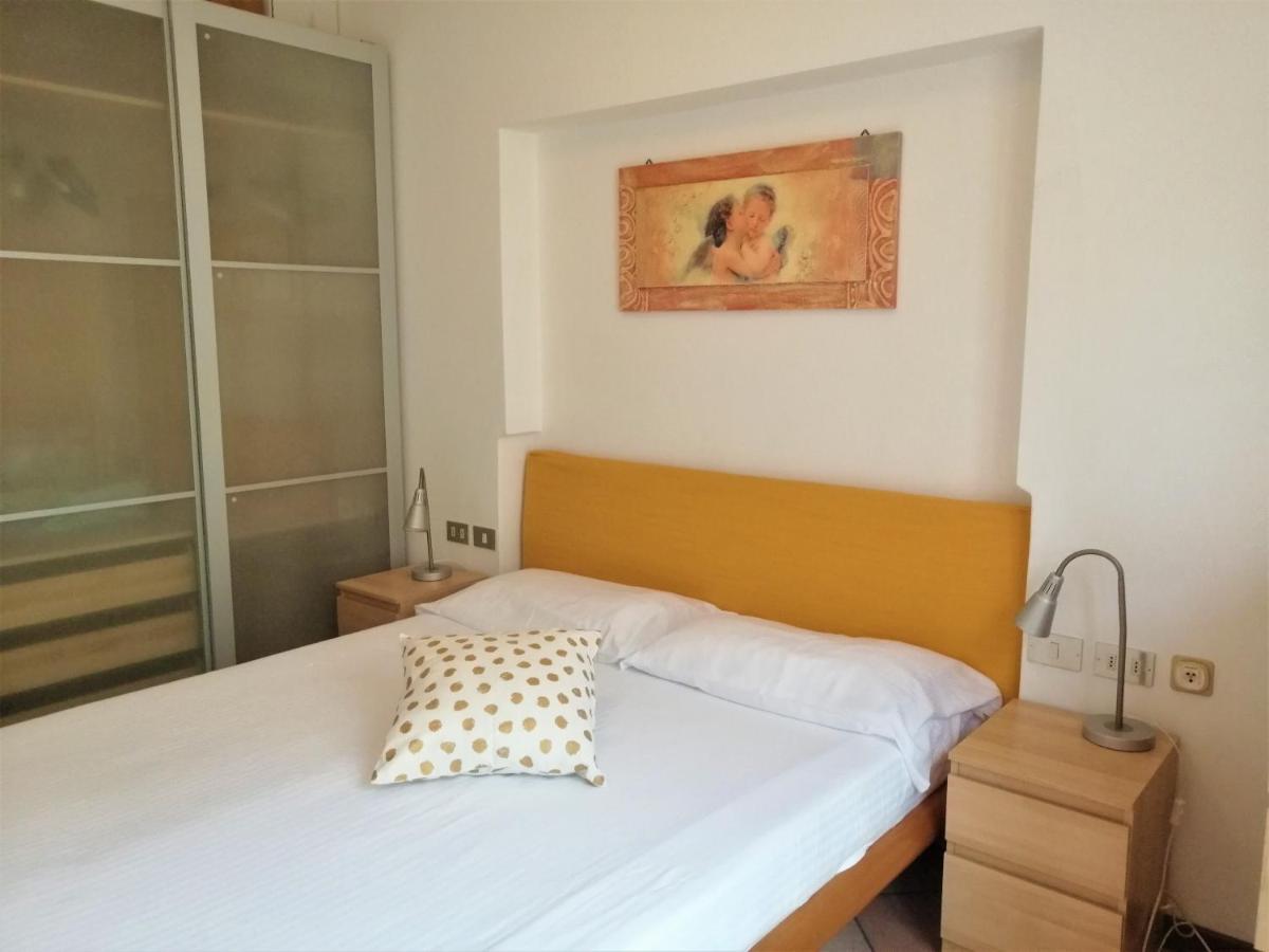 Iseolakerental - Appartamento Chiara Riva di Solto Exteriör bild