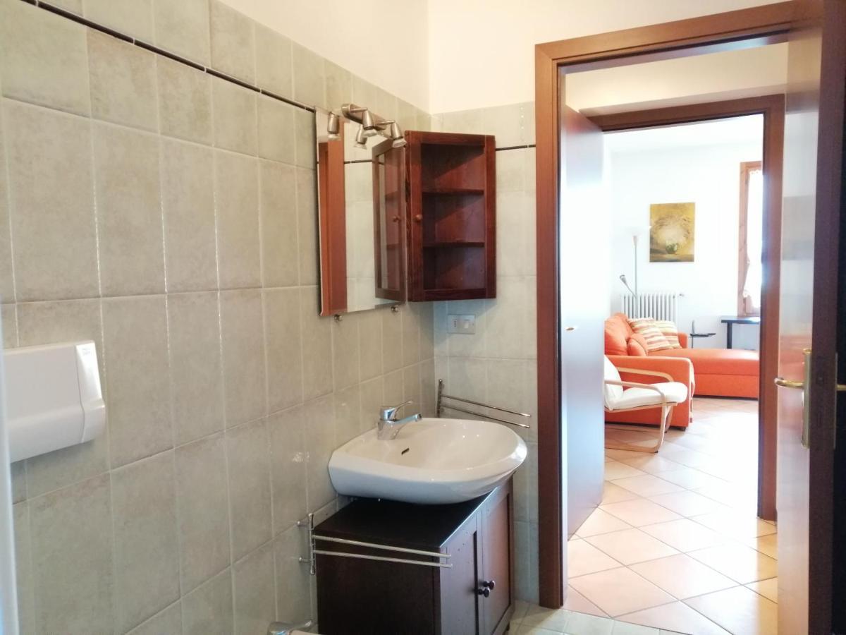 Iseolakerental - Appartamento Chiara Riva di Solto Exteriör bild